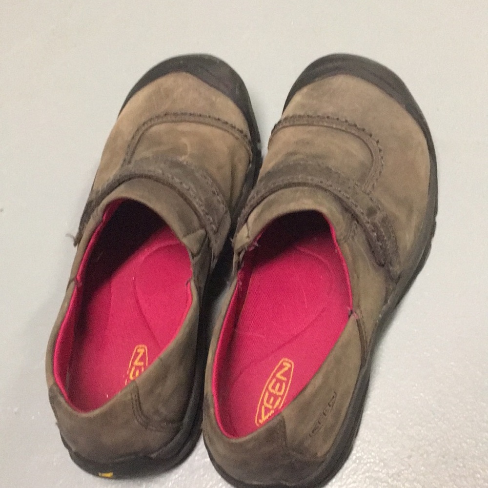 Adorable keen shoes